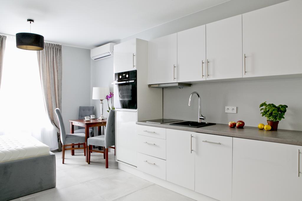 Elegant City Center Apartment 7B Krasków Exterior foto